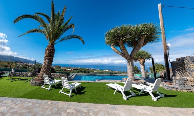 Los Gomez Villa | Elegant Stay at Estancia Momentos, Finca Los Gomez