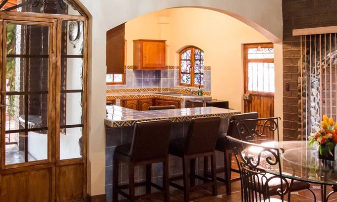 Autlan de Navarro Hotel | Discover Estancia Villa Real: Family-Friendly Retreat with Spa