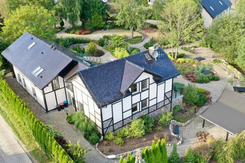 Pomerania Province Bed & Breakfast | Elevate Your Stay at Estancja Mezowo - 4-Star Oceanfront Retreat
