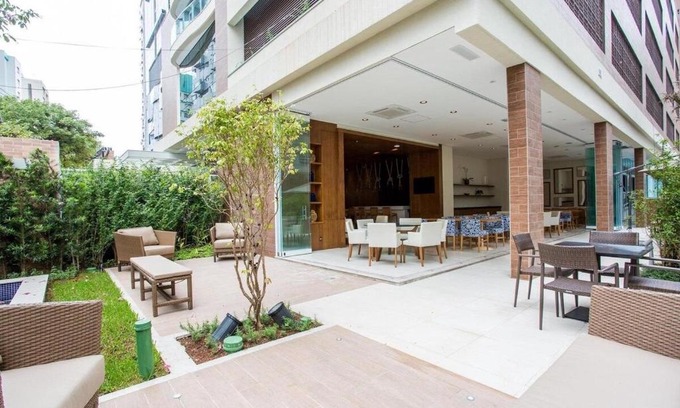 Pompeia Apartment | Experience Estanconfor Praia Santos with Ocean View & Pool
