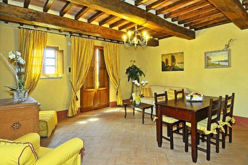 Buti Apartment | Explore Agriturismo Cima alla Serra in Scenic Pisa