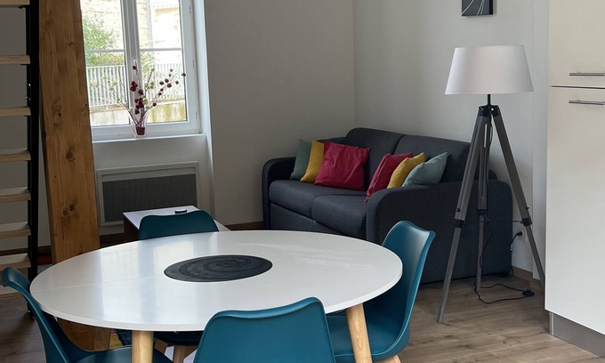 Agen Apartment | Guest Rated 10/10: Estelo - Central Agen with Garage
