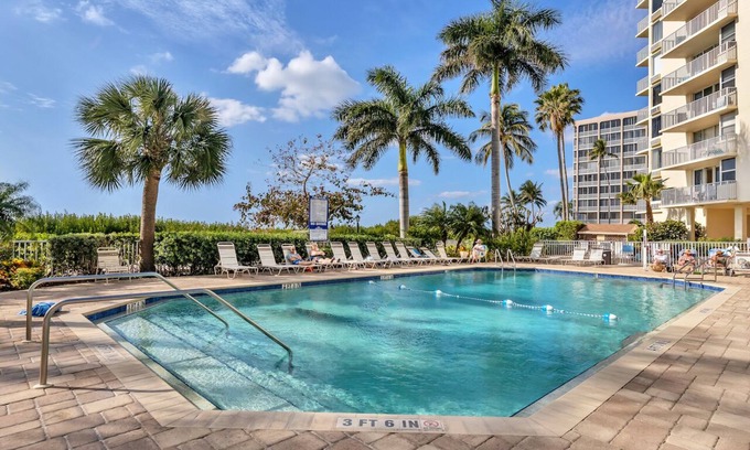 South Island Condo | Relaxing Estero Beach & Tennis with Oceanfront Views