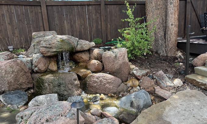 Estes Park Hotel | Family-Friendly Estes Mountain Inn with Pool and Spa Retreat