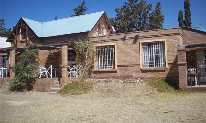 Capilla del Monte Cabin | Guest Favorite: Estilo de Vida with Pool & Family Amenities
