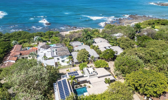 Rio Seco Villa | Stylish Modern Villa Steps from the Beach – Rated 9.8/10