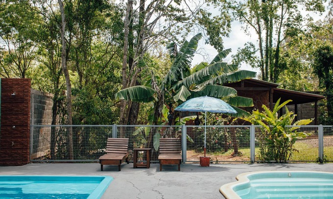 Zona Granja Cabin | Relaxing Retreat at Estrella del Monte with Pool & Spa