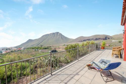 El Madronal Apartment | Discover Estudio Cardón: Family-Friendly with Pool Access