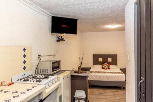 Chapalita Apartment | Budget-Friendly Stay at Estudio 3 in Glorieta Chapalita