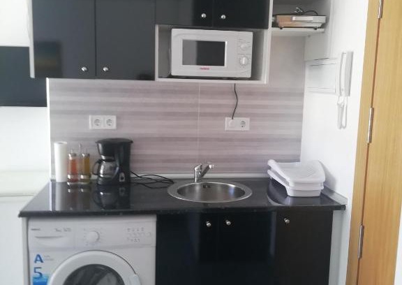 Ciudad Jardin Apartment | Cozy Estudio in Ciudad Jardín – Perfect for Families