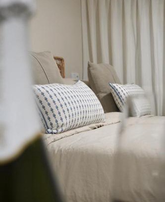 Moron de la Frontera Apartment | Exceptional Estudio Veintisiete: Family-Friendly Retreat