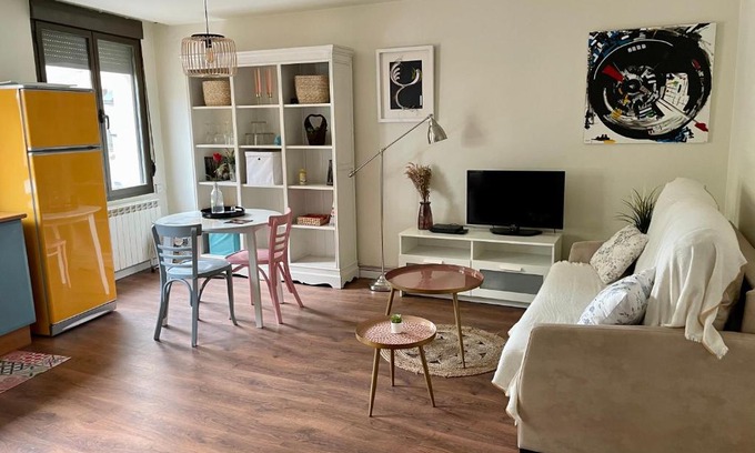 Tudela Apartment | Family-Friendly Estudio5 with High Guest Ratings