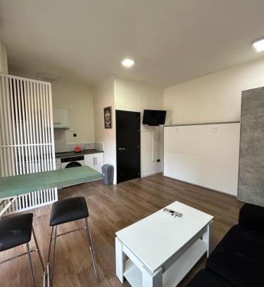 El Carmen Apartment | Budget-Friendly ESTUDIOS 82: Ideal for Families