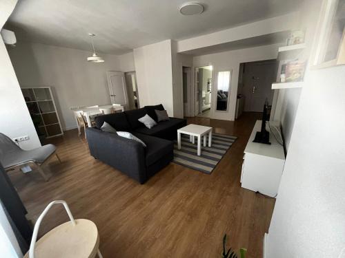 Diputacion de Cartagena Casco Apartment | Pet-Friendly Oceanfront Apartment in Estación-Centro