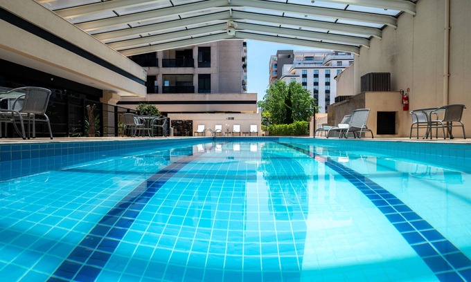 Vila Congonhas Hotel | Discover eSuítes Congonhas: Pool, Spa & Dining Options