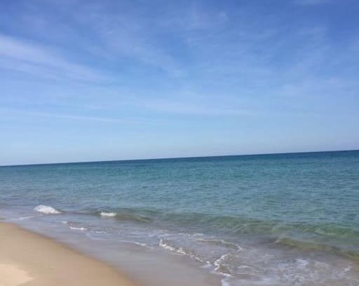 Korba Apartment | Oceanfront Retreat: Family-Friendly Stay at Korba Plage