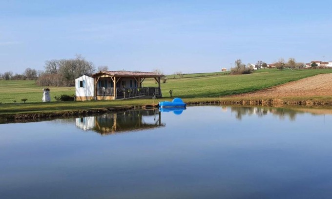 Cercles Other | Discover ETANG PRE DE LA FONT: Pet-Friendly Retreat, 9.6/10