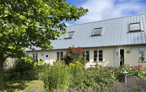 Kivik House | Experience Eternellgården: Oceanfront Bliss with Hot Tub