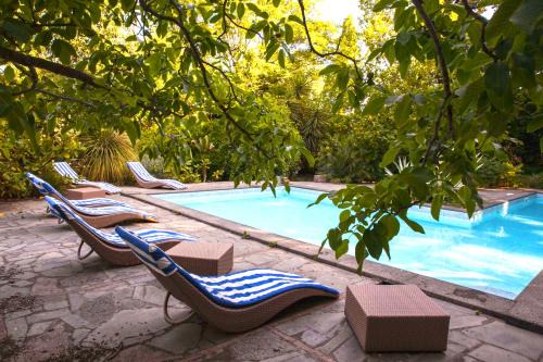 Mascalucia Apartment | Discover Etna Botanic Garden: Poolside Oceanfront Retreat