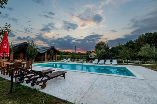 Posavina Canton Other | Etno Camp Lucić