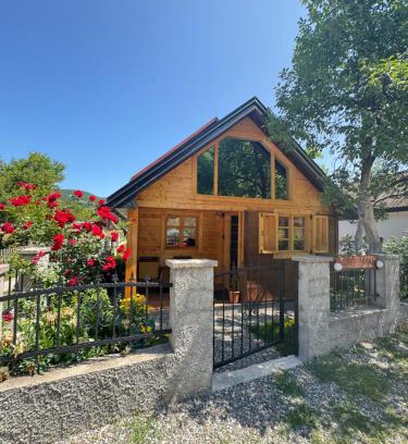 Mojkovac House | Discover Etno kuca Lana: Pet-Friendly Retreat Awaits
