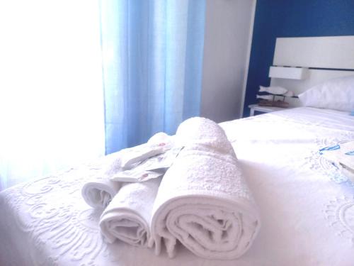Venturina Apartment | Chic Etrusca Apartment in Scenic Tuscany - Venturina Terme