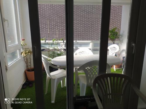 Elexalde Auzoa Apartment | Bright Etxalo Apartment with Terrace in Gorliz, Rated 9.1