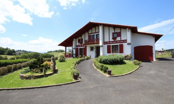 Ainhice-Mongelos House | Pet-Friendly Retreat at Etxartia - Ainhice-mongelos