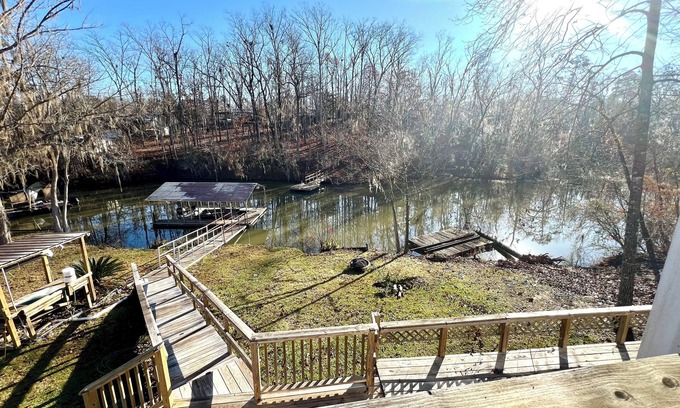 Shorterville House | Eufaula AL Lake Front 2 Houses With Dock Great View