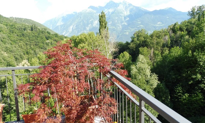Gignod Apartment | Guest Rated 10/10 at Eun Tchï Vos - Family-Friendly Stay