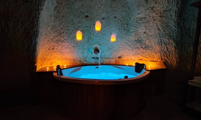 Nar Hotel | Exceptional Euphoria Cave House: Family-Friendly & Accessible