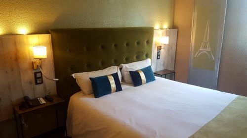 Cote d'Or-Les Sarrazins Hotel | Discover Euro Hôtel Paris Créteil: Pet-Friendly Comfort