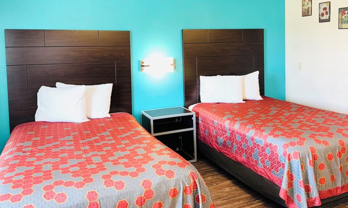Slidell Hotel | Budget-Friendly Euro Inn and Suites with Family Amenities