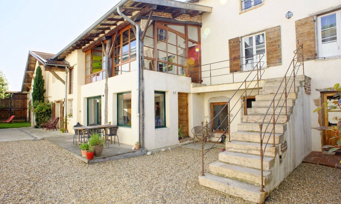Genay Other | Ideal Artist Studio for 5-6 Guests near Lyon Stadium
