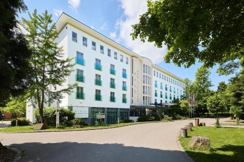 Hutteldorf Hotel | Family-Friendly Stay at Europahaus Wien with Great Reviews