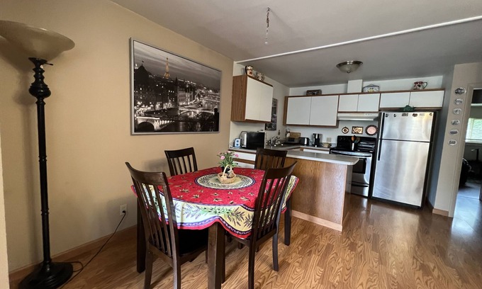 Eureka Apartment | Stay in Nature: Europe in the Redwoods, Pet-Friendly Retreat