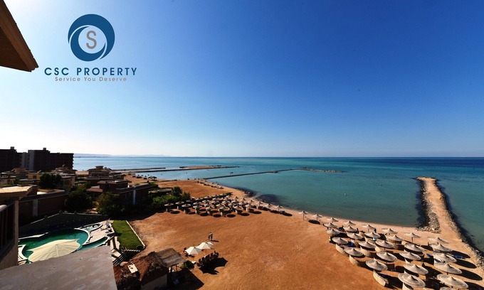 Al Ahyaa Apartment | Seaside Studio Retreat with Pool and Private Beach Access