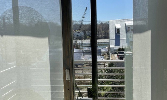 Cos Cob Apartment | Elegant European One-Bedroom with Balcony & Kitchen