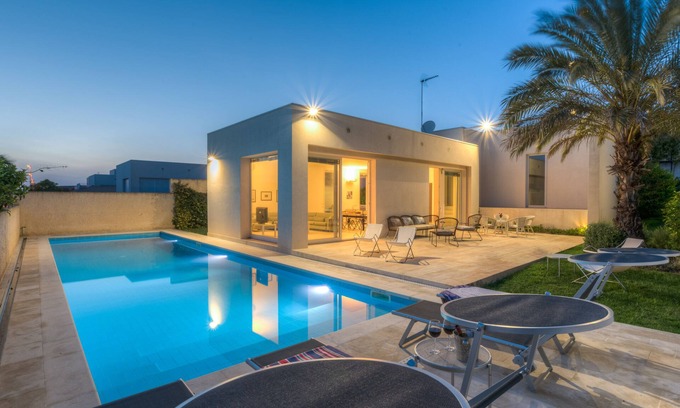 Ragusa Villa | Discover Euterpe: Villa with Private Pool in Marina di Ragusa