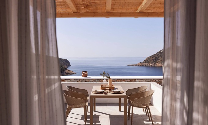 Sifnos Hotel | Top-Rated Eutopia Suites Sifnos with Pool & Breakfast