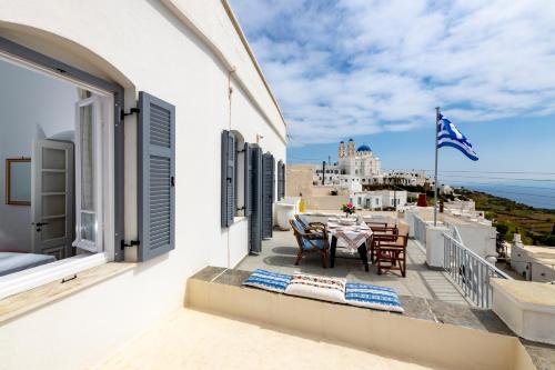 Apollonia Apartment | Discover Eutuxia House Petali: 4-Star Guest Rated Haven