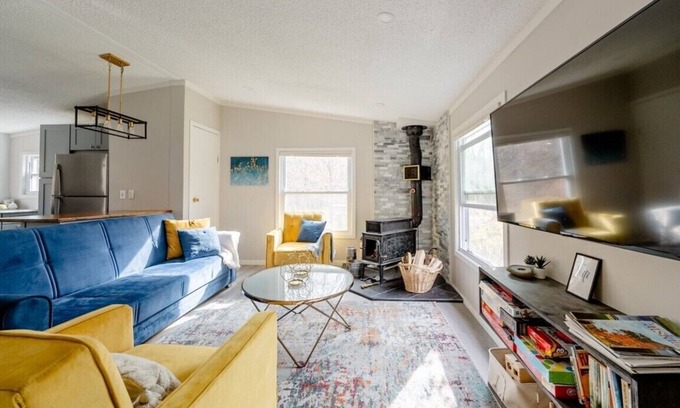Livingston Manor Cottage | Waterfront Cottage with Fireplace - Pet Friendly & Family Ready