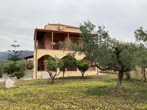 Monemvasia House | Family-Friendly Evdora House Near Monemvasia - 4 Star Stay