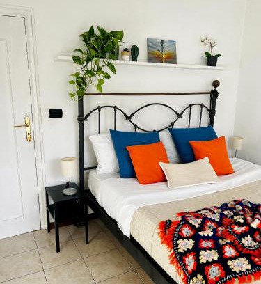 Sestri Levante Apartment | Cozy EVELYN'S HOME with Giardino & BBQ, Pet Friendly Stay