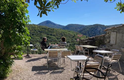 Evenos Bed & Breakfast | Oceanfront EVEN Bistrot: Guest Rated 9.3/10 Experience