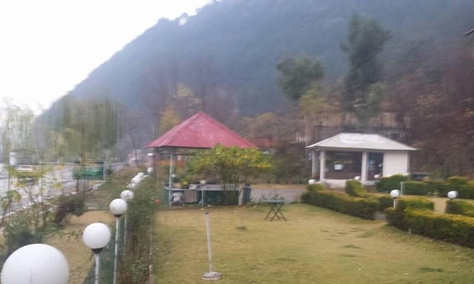 Balakot Hotel | Discover Ever Green Hotel & Restaurant: Family-Friendly Stay