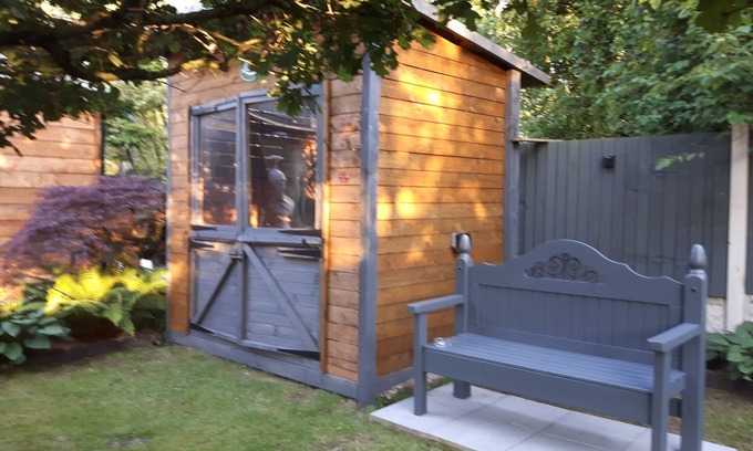 Hatherton Cabin | Disconnect and Recharge: Guest Rated 10/10 Off-Grid Retreat