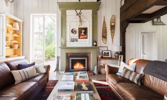 Tahoe City Cabin | Relax at Everett by AvantStay | Steps from Palisades Tahoe!