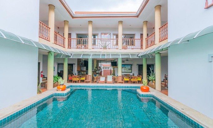 Hua Hin Resort | Inviting Evergreen Boutique in Hua Hin with Pool & Dining