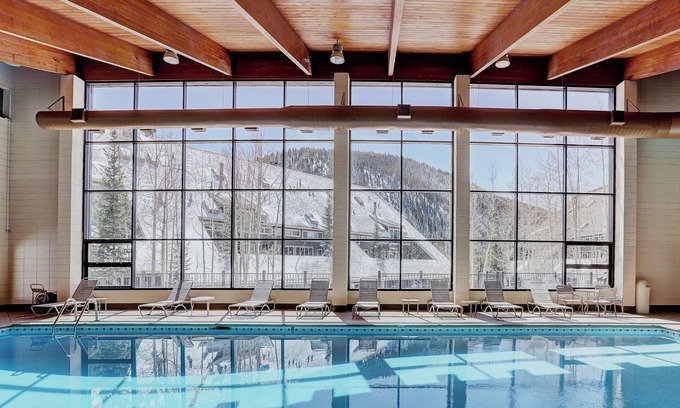 Keystone Hotel | Inviting Evergreen Condominiums with Pool & Spa Amenities